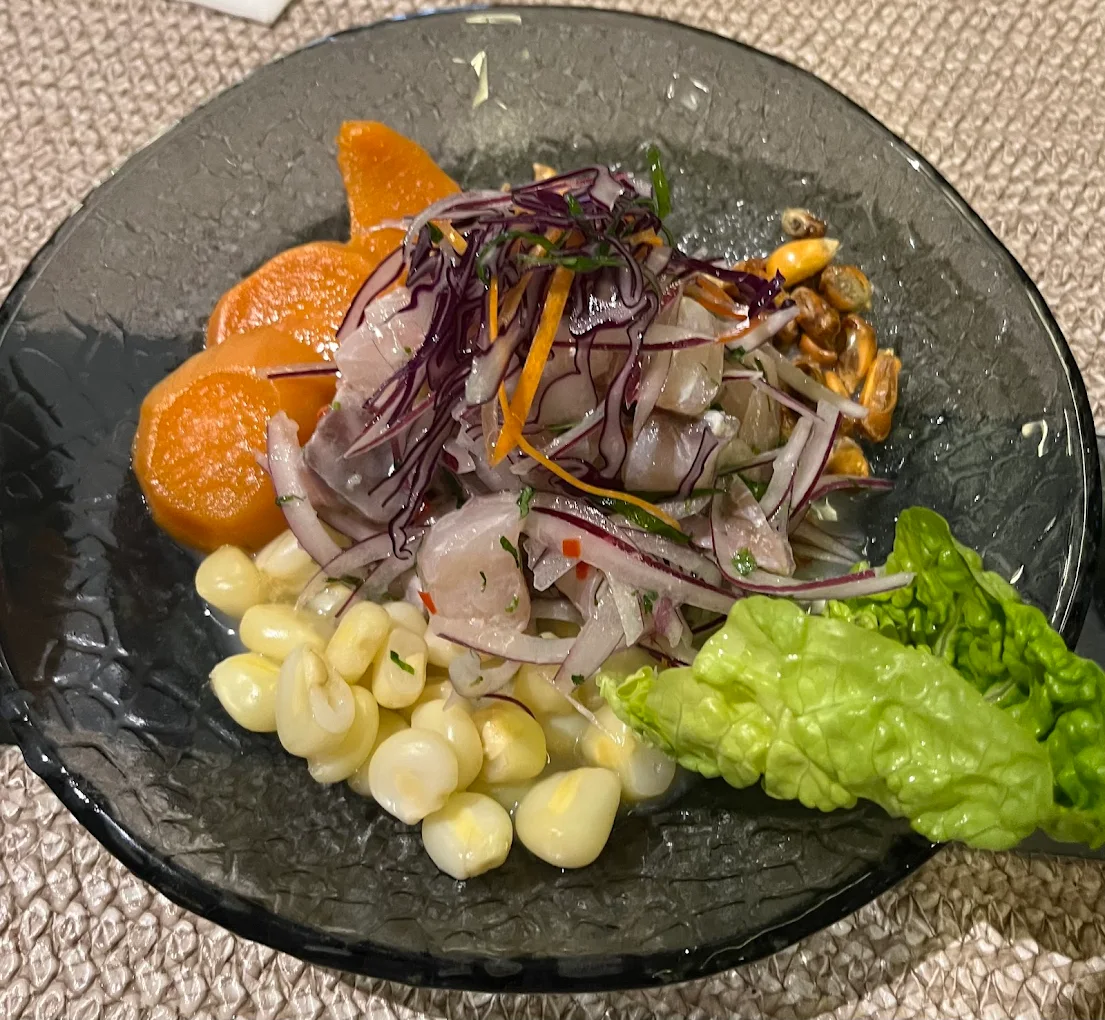 Ceviche de corvina salvaje en Thala