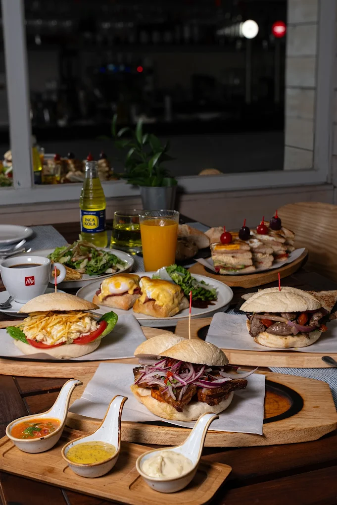 Brunch criollo de fin de semana en Thala